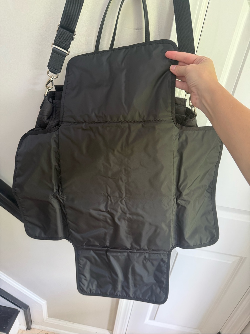 kate spade Black Quilted Diaper Tote Bag with changing pad - Picture 7 of 12